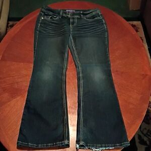 (1122) Deja Bleu Denim Jeans - Size: 8